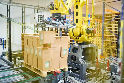 Packaging Machine Manufacturing Explained: Automated Systems & Industrial Production Solutions