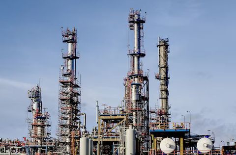 Petrochemical Industry Explained: Production Processes, Industrial Systems & Global Applications