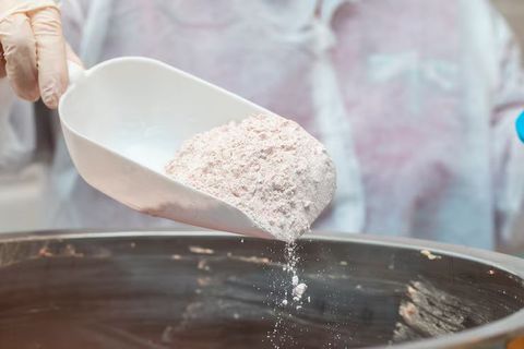 Detergent Powder Manufacturing Explained: Production Process, Machinery & FMCG Applications